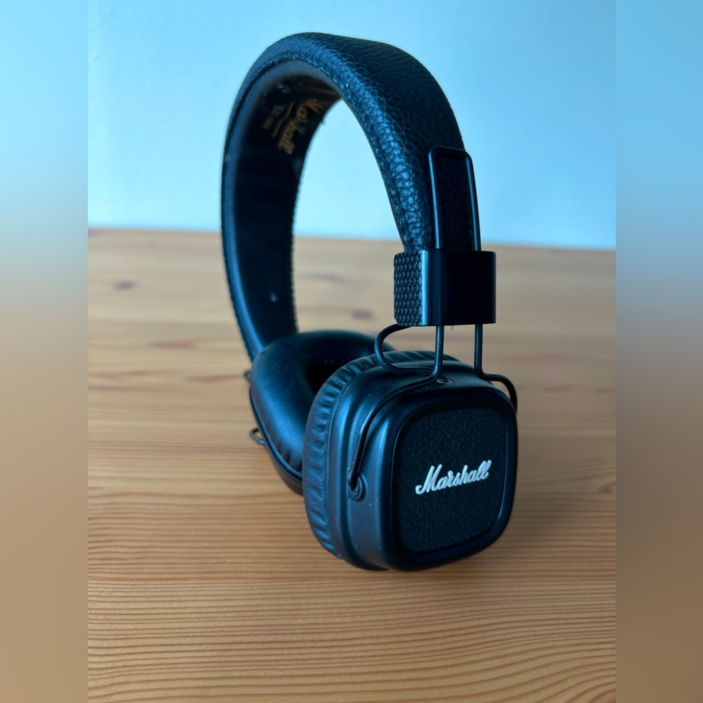 Marshall Major 2 On the Ear Wireless Headphones - Black